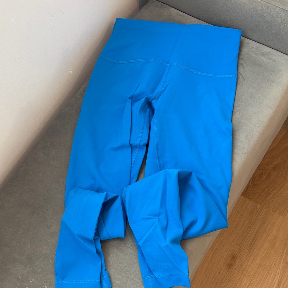 Lululemon Euc Wunder train legging tight  size 6 poolside